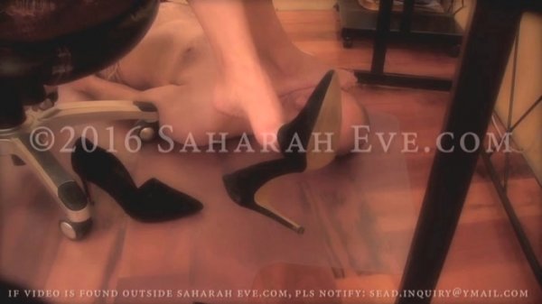 Saharah Eve - Click click click!