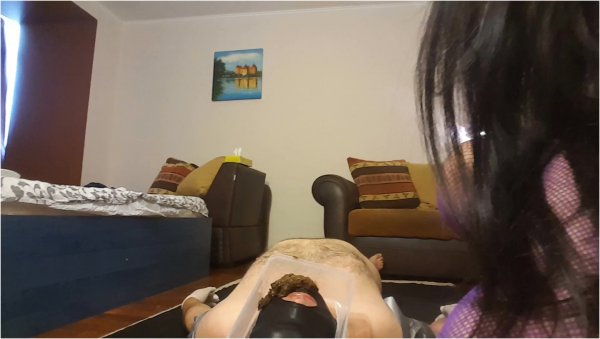 Pooping on my slave’s face with Antonella Silicone [FullHD]