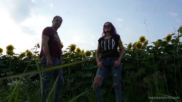Lady Mesmeratrix - Ballbusting In The Sunflowers Field