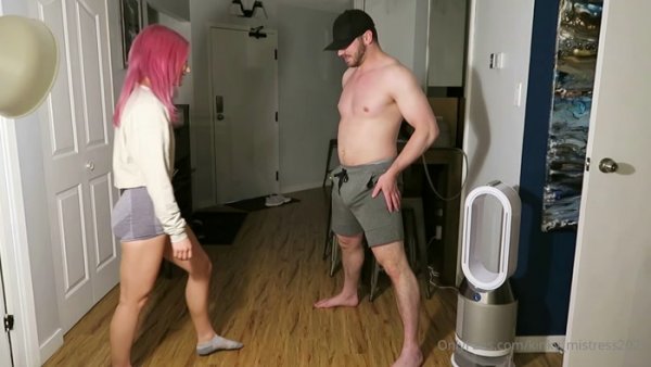 Kinky Mistresses - I’m Cleaning This Losers Place Because I’m A Sexy Maid