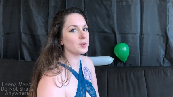 Leena Mae - Blowing Up And Humping Balloons