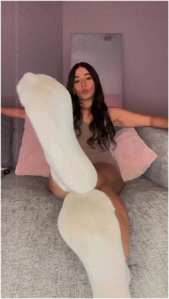 Sloanee - dirty white sock joi