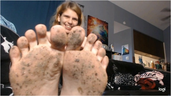 PrincessCica - Clean My Filthy Feet Perv