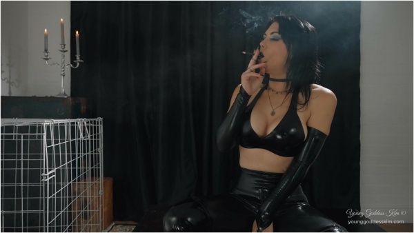 Young Goddess Kim - Lure of The Smoking Temptress