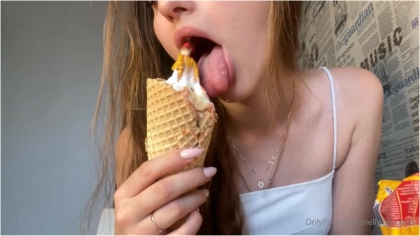 NELLY GIANTESS  - This Tiny Man Got Into My Ice Cream And I Had To Eat It