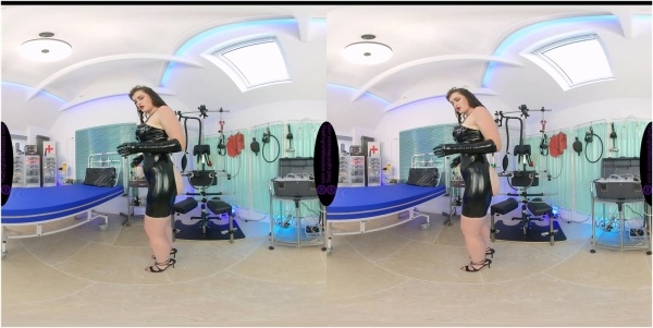 The English Mansion - Miss Vivienne lAmour - Latex Anal Jerkoff - VR