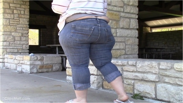 Big Booty Becky - Tight Pear Jeans - CLIPS MALL