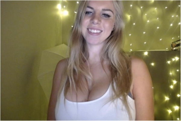 TripleDBabe - Cum Eating Instruction From Your Goddess