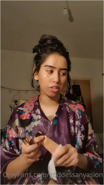 Goddess Anya Sion - Watch Goddess Do Her Makeup - Clip For The Femme Subs Part 1