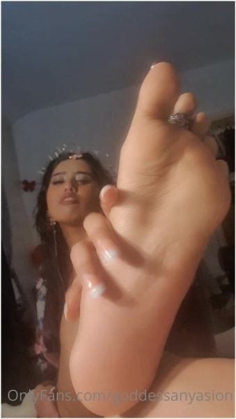Goddess Anya Sion - Goddess Face and Feet Worship Into Submissive State Of Pleasing Me Part 2