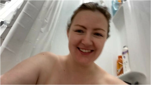 MistressNelly742 - Bath Time Boner with Mommy