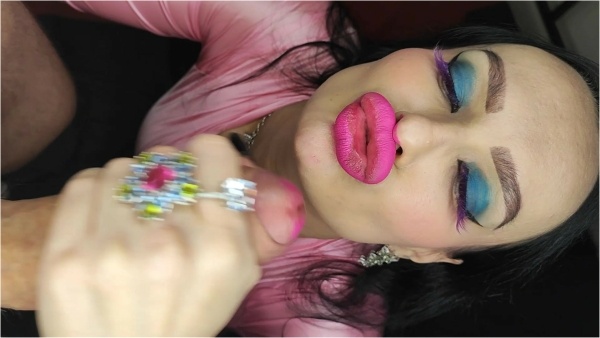 Princess18 Clip Store - Pink Pouty Lips Bimbo Gives Lipjob And Takes Cumshot