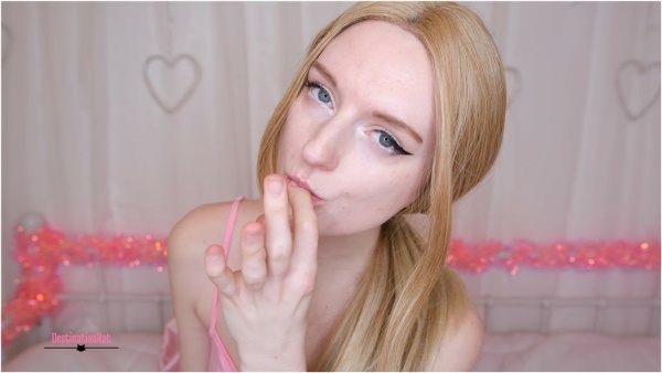 Destinationkat - Kiss While You Stroke