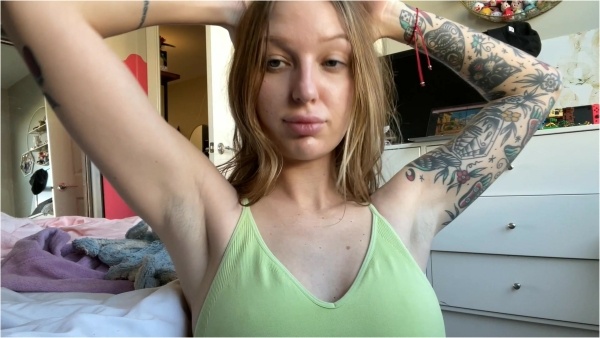 HARPERMADI - Sweaty Hairy Armpit Worship