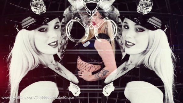 Empress Annabel Grace - The Erotic Cage!