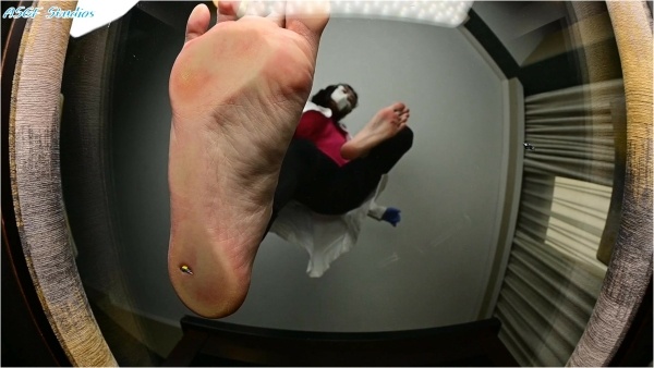 Amateur soles giantess and footjobs - Giant Dr Tracks Down Puny Patients Pt 2