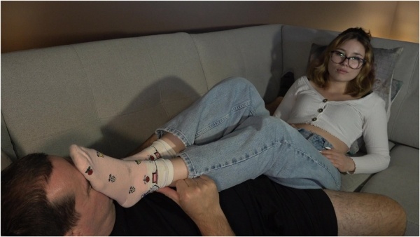 Dreamgirls in Socks - Bethany's Ignored Footjob Extended Version Ultra 4K Version