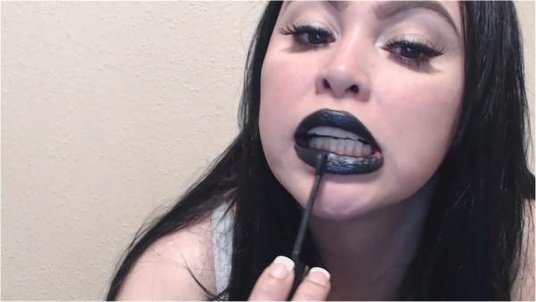 PrincessDi - Lots of Sexy Sensual Kisses Black Lips