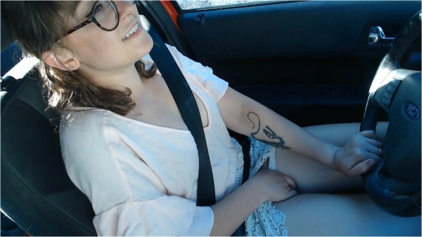 saradoesscience - Cumming In My Car Before Work