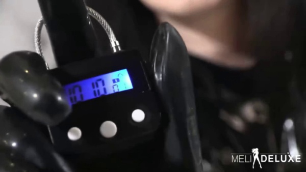 Lady Meli - Weight control! My cuckold is locked up