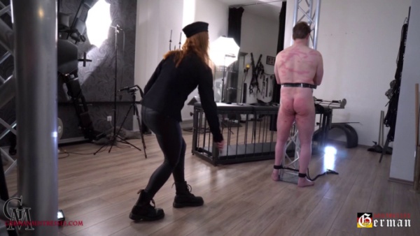 Germanmistresses - Lady Medusa In A Hard Whipping Session