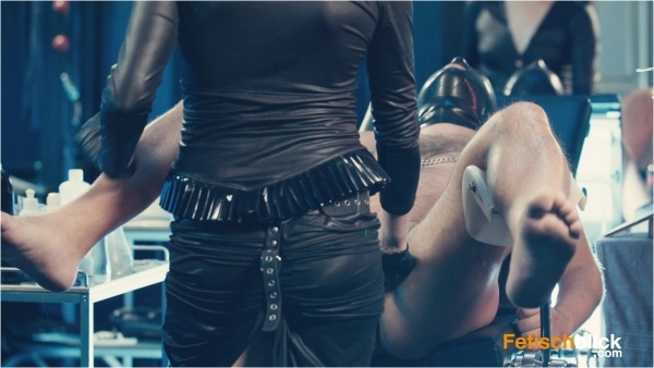 Fetisch Blick - Amanda - Deep In The Slave Vol.3