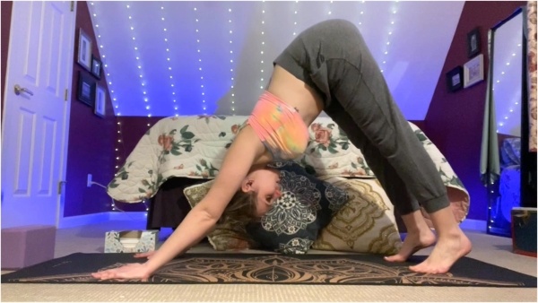 SneezeGoddess - Nama Blow My Nose