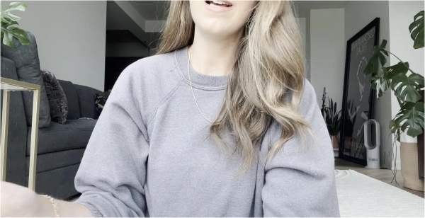 Nicolette Bloom - 10 questions with me