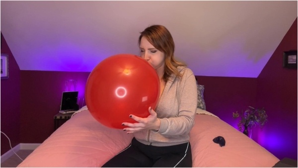 SneezeGoddess - Blowing Big Red and Blue Balloons Non Pop