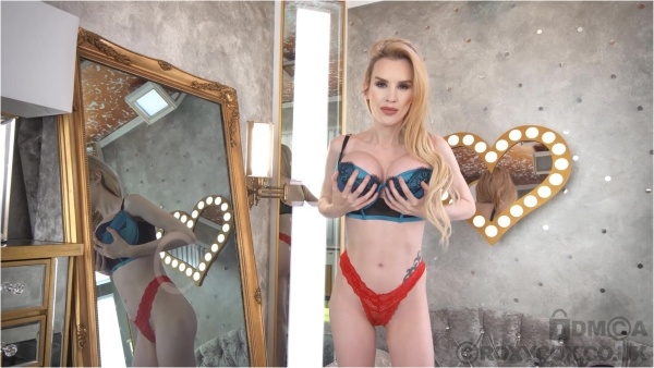 Roxy Cox - MILF Big Tits Mom Tries on Bras For step Son 4K