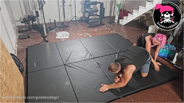GoddessBBGRL - Tuesday Night Titans 5 - Light Roll on our New Mats