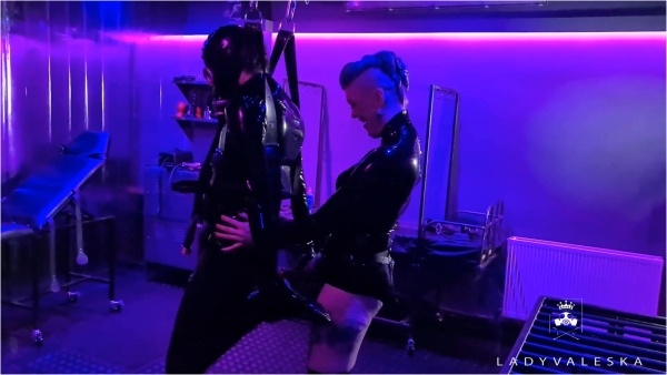 Lady Valeska - Fucking The Suspended Slave