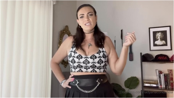Lady Anaconda - I Know You Betas Need A Lesson