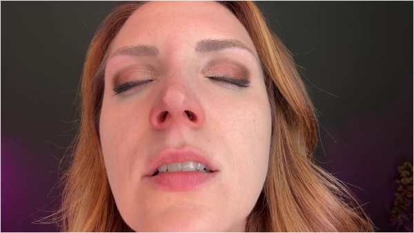 SneezeGoddess - Snotty Pignose Sneezes