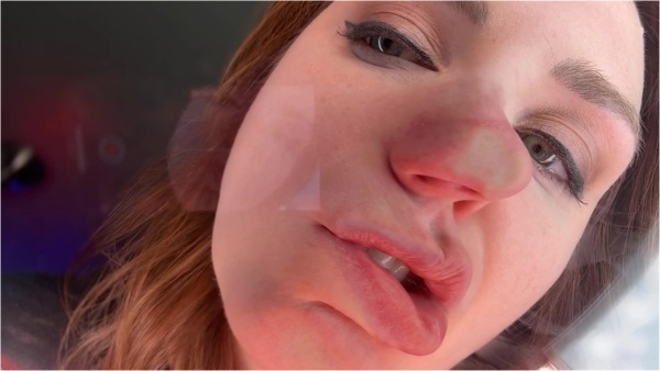 SneezeGoddess - Messy Pignose Sneezes and Face Distortion