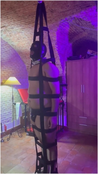 Miss Susana - Do You Want To Be Locked In My Net And Suspended