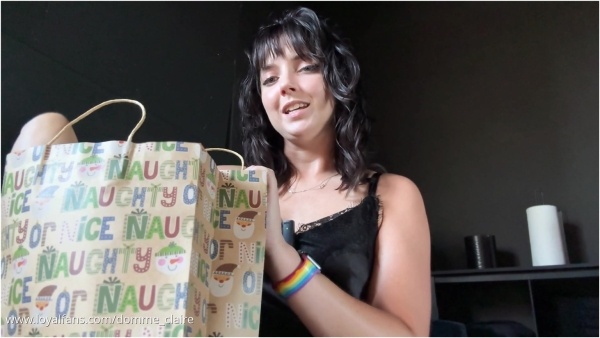 Domme Claire - Santa Claire Part 2 Holiday Tease