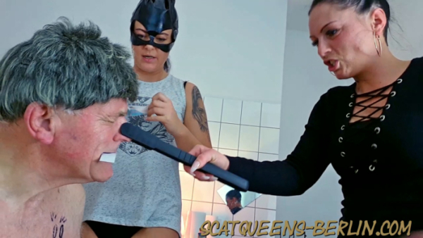SCATQUEENS BERLIN - Scatqueenscunt From The Service Part 1