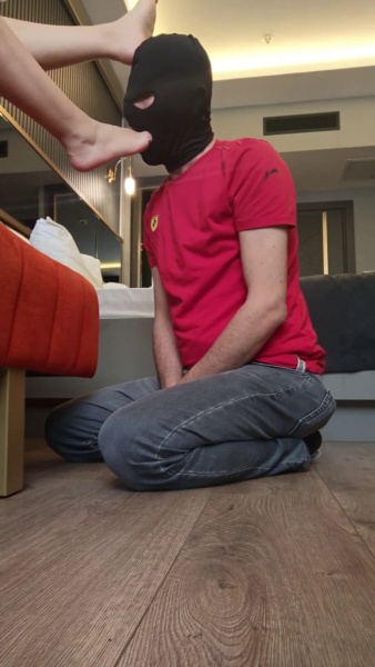 TURKISH SCAT SLAVE  - I Became A Toilet Slave Of A College Student Sila
