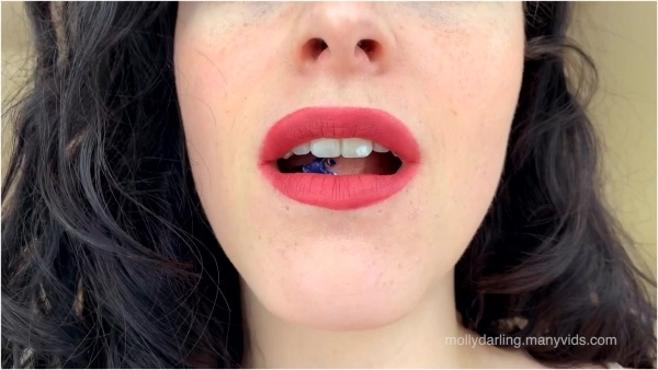 Molly Darling - Giantess Sucks You Up