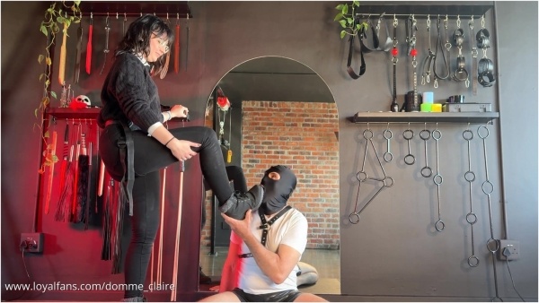 Domme Claire - Mouth Play and Strap Worship