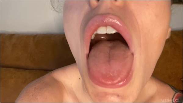 MissIvyDoll - POV Giantess Vore