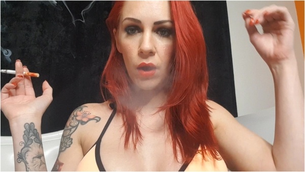 Lady Ruby Onyx - Strapon Queen - Bikini Smoke