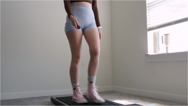 Princess Wystri - Walking On My Walking Pad