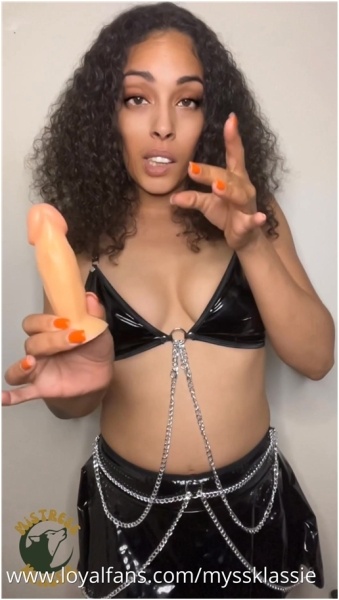 Myss Klassie - Small Dick Laugh Off