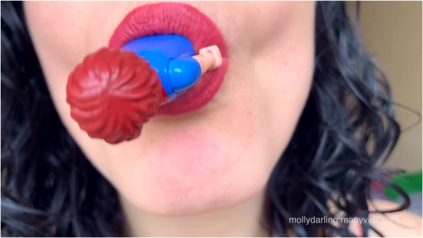 Molly Darling - Giantess Threatens To Eat You - Vore