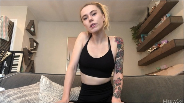MissIvyDoll - Smoking Makes You Submissive
