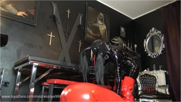 THE COUNTESS NYX - Latex Submission And Edging