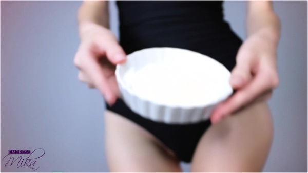 Empress Mika - Pied in your Sissy Face