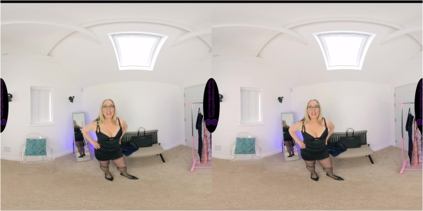The English Mansion - Miss Eve Harper - Discovered and Dealt With - VR